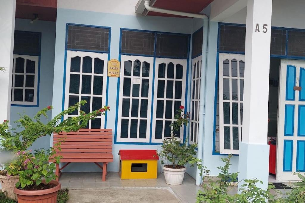 The Sharpes Place Apartemen Padang (Sumatra)